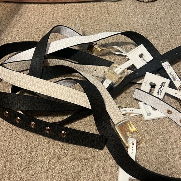 Michael Kors Belt - Picture 3 of 6